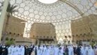 مسيرة العصا البيضاء في إكسبو 2020.. رسالة دعم ومحبة لأصحاب الهمم