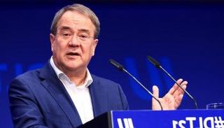 أرمين لاشيت رئيس حزب المستشارة الألمانية المنتهية ولايتها أنجيلا ميركل