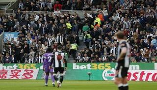 نيوكاسل ضد توتنهام 