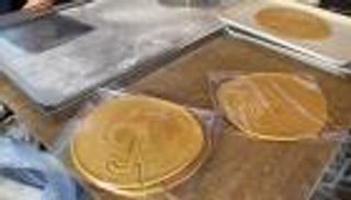 بالصور.. مسلسل لعبة الحبار يعيد الحياة لحلوى "دالجونا" في سيؤول