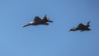 مقاتلة تابعة للقوات الجوية الألمانية والإسرائيلية فوق القدس