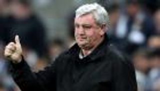 بعد ثلاثية توتنهام.. مدرب نيوكاسل يطلب توضيحا بشأن مستقبله