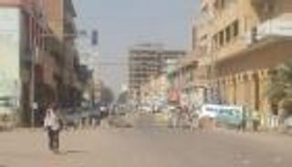 اعتصام الخرطوم يتمدد.. إغلاق طريق حيوي وتجمهر بمحيط مقر الحكومة