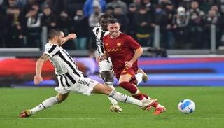 يوفنتوس ضد روما 