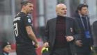 دوري أبطال أوروبا.. مدرب ميلان يصدم إبراهيموفيتش