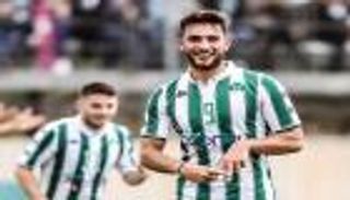 هالاند المصري.. من هو بلال عبدالرحمن الذي تألق في اليونان؟