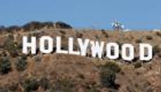 هوليوود تنجو من "زلزال عاصف" في اللحظات الأخيرة.. ما القصة؟