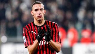 إسماعيل بن ناصر نجم ميلان 