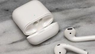 الجيل الثاني من  سماعات "إير بودز"