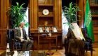 الجبير يلتقي المبعوث الأمريكي لملف إيران بالرياض