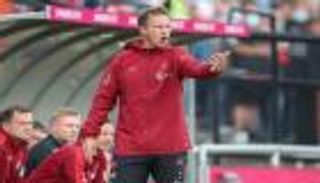 رغم تطعيمه.. كورونا يضرب مدرب بايرن ميونخ