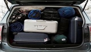 كل وزن زائد بالسيارة يلقي بآثاره على استهلاك الوقود