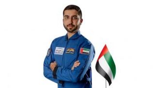 محمد الملا خدم في الجناح الجوي التابع لشرطة دبي 15 سنة