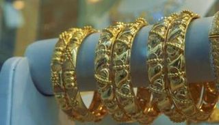 متجر لبيع الذهب - أرشيف