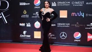 الفنانة سمية الخشاب