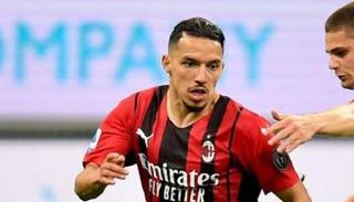 إسماعيل بن ناصر نجم ميلان 