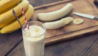  يحتوي الموز على نسبة عالية من البوتاسيوم والألياف