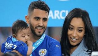 رياض محرز مع ابنته وريتا جوهال زوجته الأولى