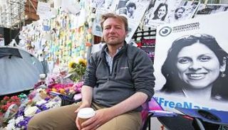  زوج البريطانية الإيرانية نازنين زاغري المحتجزة بطهران