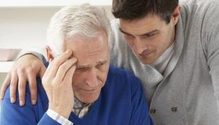 عادة ما تظهر هذه الأعراض بعد سنوات من نهاية المسيرة الرياضية