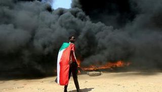 محتج سوداني 