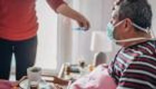 "مضاعفات عصبية نادرة".. دراسة تحذر: كورونا أخطر بكثير من أي لقاح