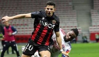 يوسف عطال لاعب نيس الفرنسي