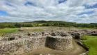 السياحة في بريطانيا.. حصون أثرية تستحق الزيارة