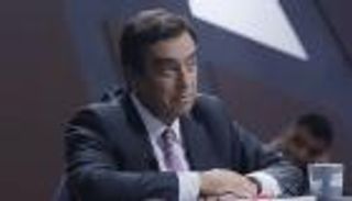 قرداحي في ورطة.. هل ينقذه الاعتذار من مصير شربل وهبة؟