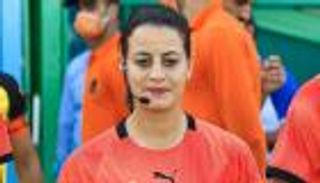 الحكمة شاهندة.. من عرض زواج في الملعب لدخول تاريخ الدوري المصري