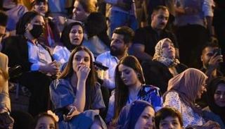 الجمهور خلال حفل افتتاح مهرجان بابل الدولي بنسخته الـ15