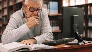 دراسة تنصح كبار السن بتعلم لغة ثانية: تعزز صحة الدماغ