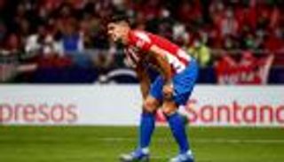 هداف الدوري الإسباني.. سواريز يرفض الاقتراب من عرش بنزيما