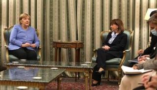 جانب من لقاءات ميركل في اليونان