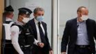 ساركوزي أمام المحكمة الثلاثاء.. شاهد في "قضية فساد"