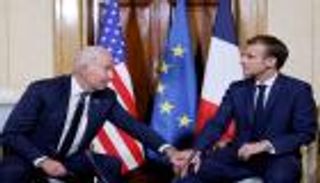 فرنسا وأمريكا تسعيان لتخفيف التوتر بشأن قواعد تصدير الأسلحة