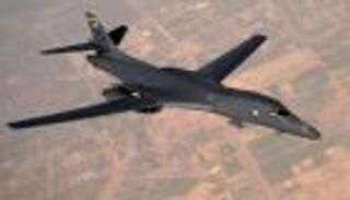 "b1-b لانسر".. قاذفة أمريكا الاستراتيجية للمهمات الصعبة