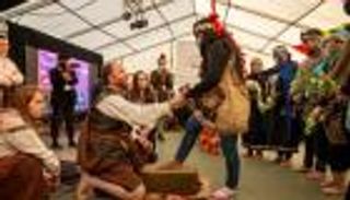 بالصور.. مؤتمر المناخ موعد لا يخلفه "السكان الأصليون"