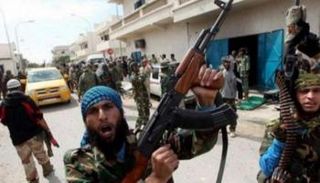 عناصر مليشيات تنتشر في غرب ليبيا - أرشيفية