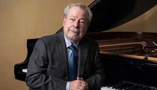 اشتهر أعظم عازف بيانو برازيلي بأدائه مقطوعات شوبان