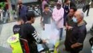 مطعم على الظهر.. عماد المصري يقهر البطالة ويتحدى الفقر