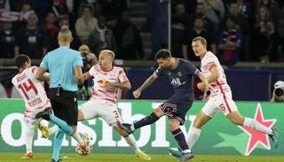 ليونيل ميسي لاعب باريس سان جيرمان 