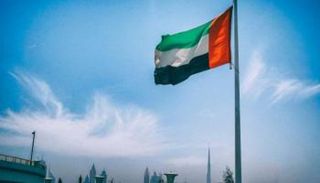 علم الإمارات 