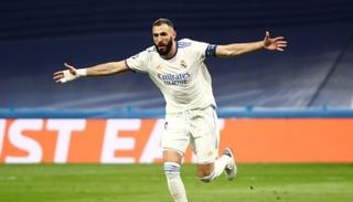 كريم بنزيما مهاجم ريال مدريد