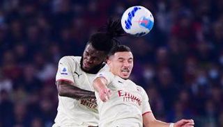 إسماعيل بن ناصر لاعب ميلان الإيطالي