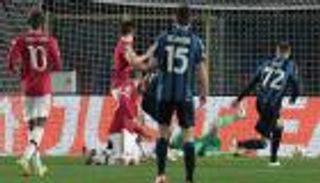 دوري أبطال أوروبا.. الخفافيش أحدث وسائل الشغب بين الجماهير