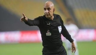 محمد عادل حكم مباراة الأهلي والزمالك