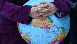 خطة إماراتية طموحة لمواجهة التغير المناخي