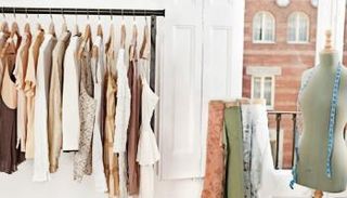 التقنية الجديدة توفر عناء تجربة الملابس عند شرائها عبر الإنترنت