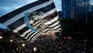 مدرب خارج التوقعات يقترب من قيادة نيوكاسل